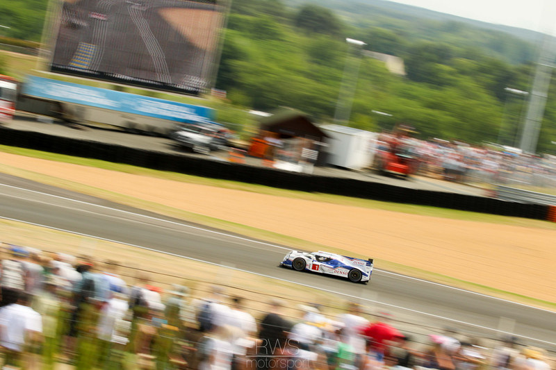 Illustration for article titled Le Mans 24hrs Photo Extravaganza